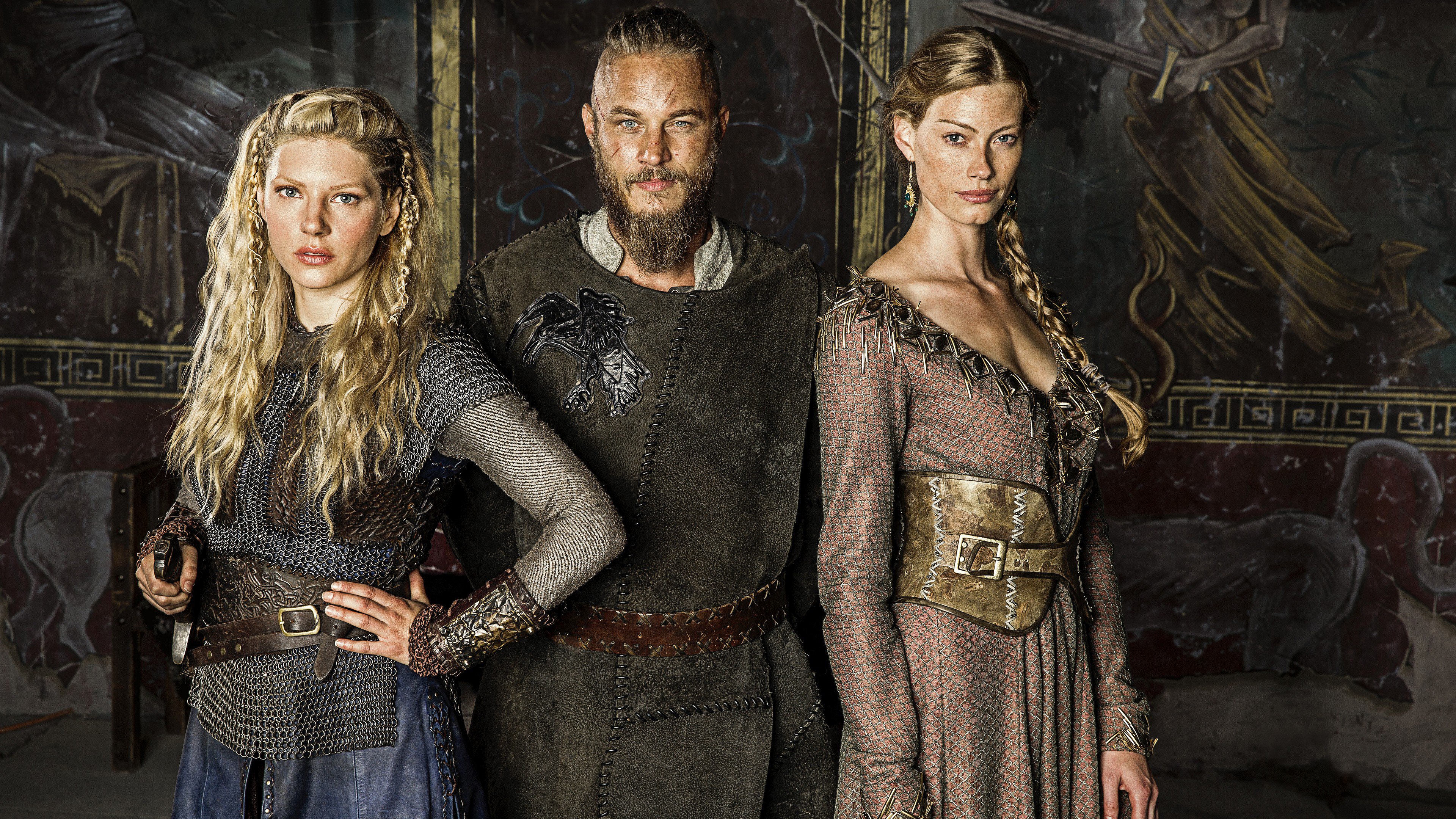 Vikings': What Really Happened To Aslaug?