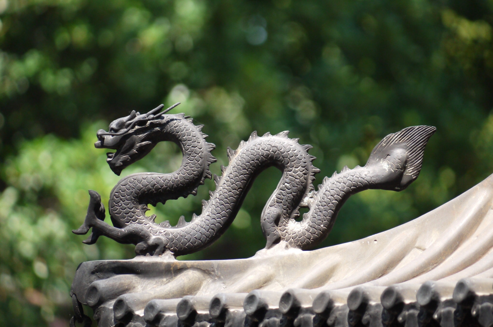 5 Mythical Dragon Figures From Around the World