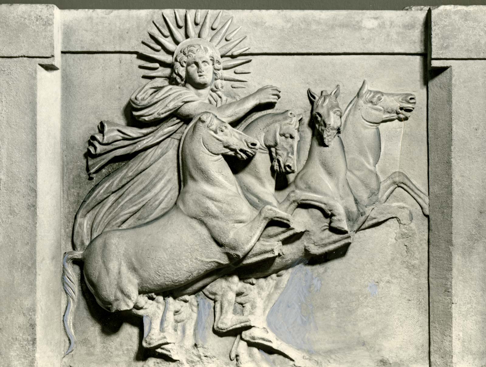 Learn About Helios: The Greek Sun God